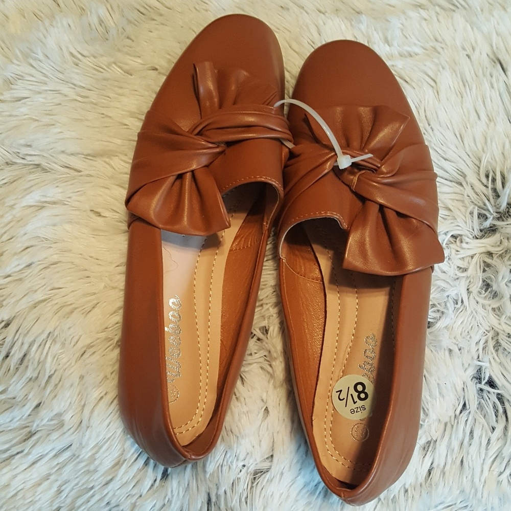 Weeboo brown loafers
